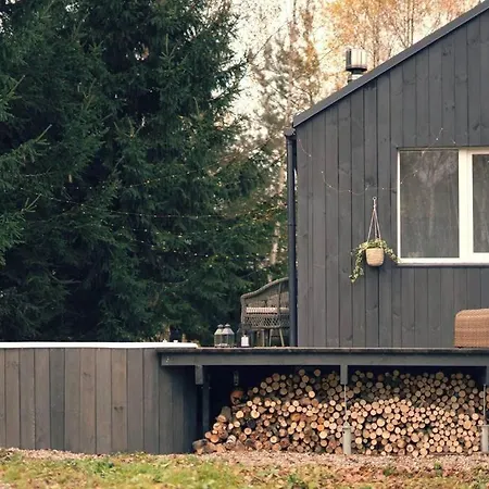 Hand Made Off Grid Forest Cabin Luna Luksine Exterior photo